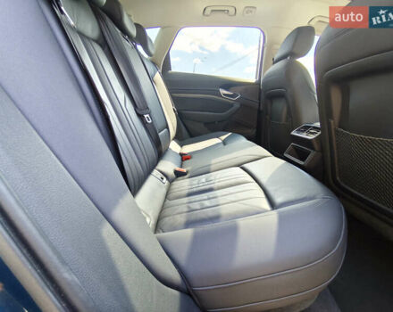 Ауди E-Tron 2020 в Киеве на Automoto.ua Синий Ауди E-Tron, объемом двигателя 0 л и пробегом 154 тыс. км за 29800 $, фото 21 на Automoto.ua