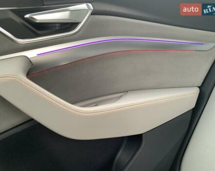 Синий Ауди E-Tron, объемом двигателя 0 л и пробегом 57 тыс. км за 38500 $, фото 101 на Automoto.ua