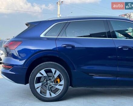 Синий Ауди E-Tron, объемом двигателя 0 л и пробегом 94 тыс. км за 35790 $, фото 6 на Automoto.ua