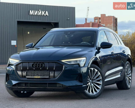 Синій Ауді E-Tron, об'ємом двигуна 0 л та пробігом 170 тис. км за 26499 $, фото 11 на Automoto.ua
