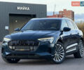 Синій Ауді E-Tron, об'ємом двигуна 0 л та пробігом 170 тис. км за 26499 $, фото 11 на Automoto.ua