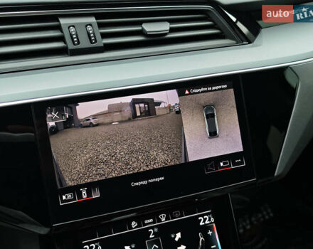 Синий Ауди E-Tron, объемом двигателя 0 л и пробегом 95 тыс. км за 34999 $, фото 44 на Automoto.ua