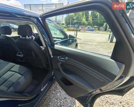 Ауди E-Tron 2020 в Киеве на Automoto.ua Синий Ауди E-Tron, объемом двигателя 0 л и пробегом 154 тыс. км за 29800 $, фото 20 на Automoto.ua