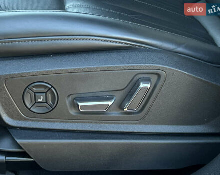 Синий Ауди E-Tron, объемом двигателя 0 л и пробегом 40 тыс. км за 36514 $, фото 35 на Automoto.ua