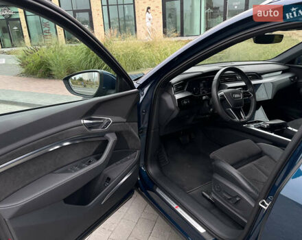 Синий Ауди E-Tron, объемом двигателя 0 л и пробегом 85 тыс. км за 38999 $, фото 3 на Automoto.ua