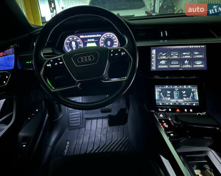 Синий Ауди E-Tron, объемом двигателя 0 л и пробегом 65 тыс. км за 38000 $, фото 20 на Automoto.ua