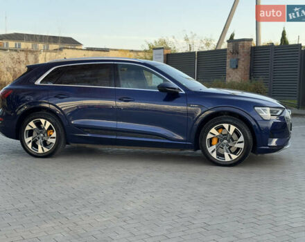 Синий Ауди E-Tron, объемом двигателя 0 л и пробегом 71 тыс. км за 28300 $, фото 6 на Automoto.ua