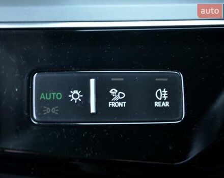 Синий Ауди E-Tron, объемом двигателя 0 л и пробегом 52 тыс. км за 31500 $, фото 33 на Automoto.ua