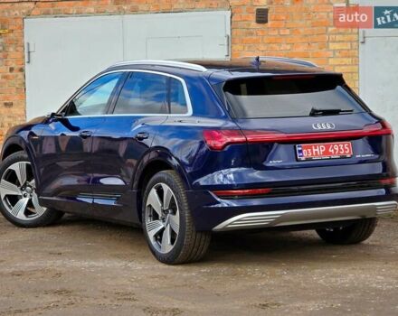 Синий Ауди E-Tron, объемом двигателя 0 л и пробегом 43 тыс. км за 39500 $, фото 105 на Automoto.ua