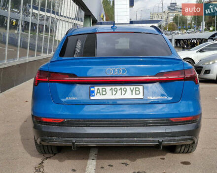 Синий Ауди E-Tron, объемом двигателя 0 л и пробегом 5 тыс. км за 58900 $, фото 4 на Automoto.ua