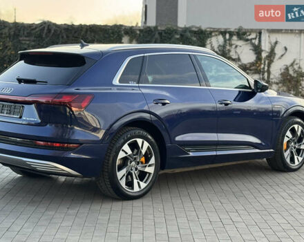 Синий Ауди E-Tron, объемом двигателя 0 л и пробегом 71 тыс. км за 28300 $, фото 71 на Automoto.ua