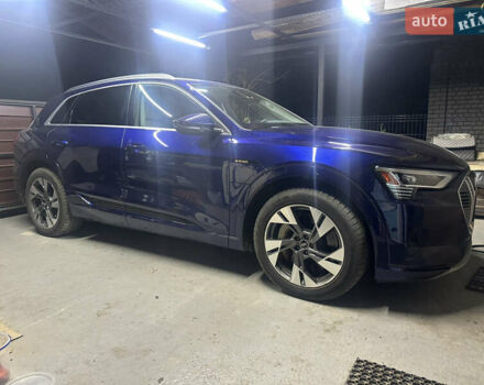 Синий Ауди E-Tron, объемом двигателя 0 л и пробегом 102 тыс. км за 34500 $, фото 22 на Automoto.ua