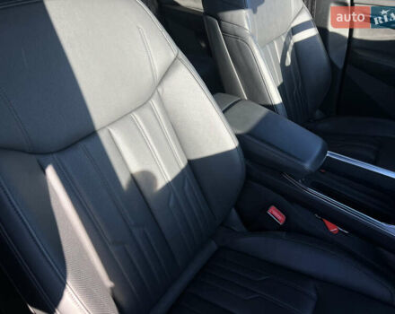 Синий Ауди E-Tron, объемом двигателя 0 л и пробегом 40 тыс. км за 36514 $, фото 55 на Automoto.ua