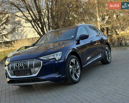 Синий Ауди E-Tron, объемом двигателя 0 л и пробегом 71 тыс. км за 28300 $, фото 7 на Automoto.ua
