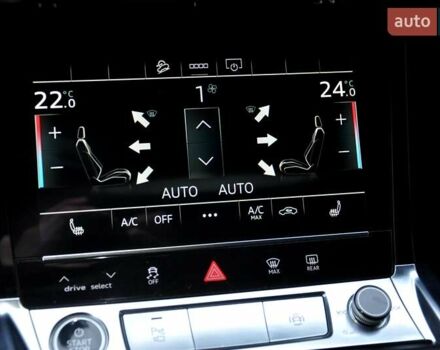 Синий Ауди E-Tron, объемом двигателя 0 л и пробегом 52 тыс. км за 31500 $, фото 35 на Automoto.ua