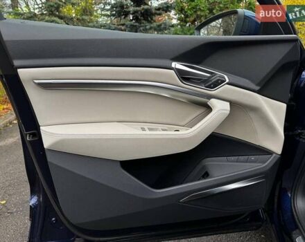 Синий Ауди E-Tron, объемом двигателя 0 л и пробегом 104 тыс. км за 33490 $, фото 14 на Automoto.ua