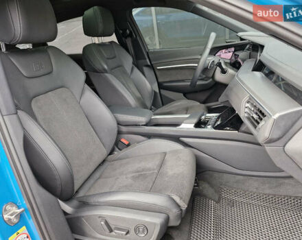 Синий Ауди E-Tron, объемом двигателя 0 л и пробегом 5 тыс. км за 58900 $, фото 9 на Automoto.ua