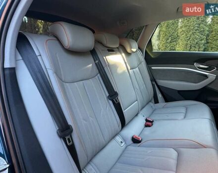 Синій Ауді E-Tron, об'ємом двигуна 0 л та пробігом 47 тис. км за 36500 $, фото 84 на Automoto.ua