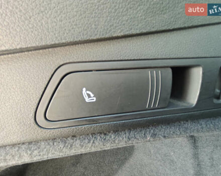 Ауди E-Tron 2020 в Киеве на Automoto.ua Синий Ауди E-Tron, объемом двигателя 0 л и пробегом 154 тыс. км за 29800 $, фото 37 на Automoto.ua