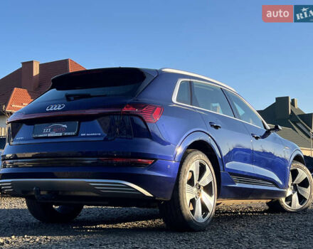 Синий Ауди E-Tron, объемом двигателя 0 л и пробегом 40 тыс. км за 36514 $, фото 7 на Automoto.ua