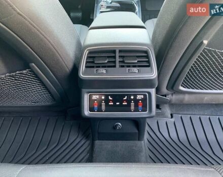 Синий Ауди E-Tron, объемом двигателя 0 л и пробегом 142 тыс. км за 26500 $, фото 72 на Automoto.ua