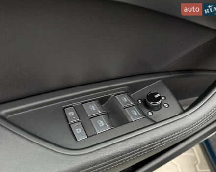 Синий Ауди E-Tron, объемом двигателя 0 л и пробегом 96 тыс. км за 24999 $, фото 30 на Automoto.ua