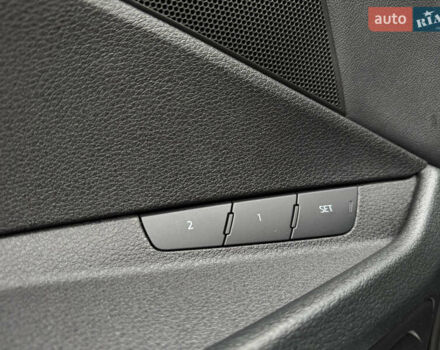 Синий Ауди E-Tron, объемом двигателя 0 л и пробегом 96 тыс. км за 24999 $, фото 31 на Automoto.ua