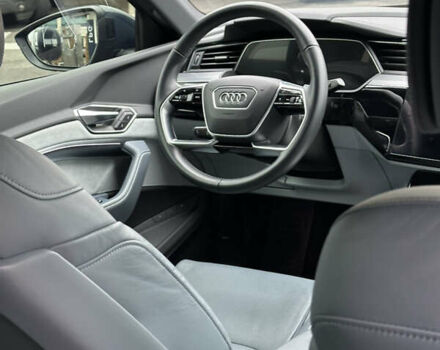 Синій Ауді E-Tron, об'ємом двигуна 0 л та пробігом 34 тис. км за 55000 $, фото 57 на Automoto.ua