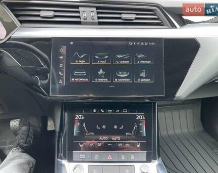Синий Ауди E-Tron, объемом двигателя 0 л и пробегом 142 тыс. км за 26500 $, фото 65 на Automoto.ua