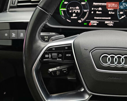 Синий Ауди E-Tron, объемом двигателя 0 л и пробегом 95 тыс. км за 34999 $, фото 36 на Automoto.ua