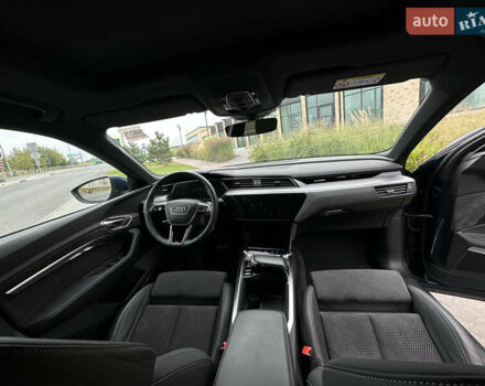 Синий Ауди E-Tron, объемом двигателя 0 л и пробегом 85 тыс. км за 38999 $, фото 17 на Automoto.ua