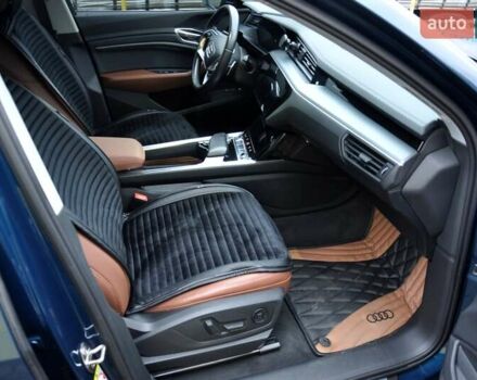 Синий Ауди E-Tron, объемом двигателя 0 л и пробегом 52 тыс. км за 31500 $, фото 30 на Automoto.ua