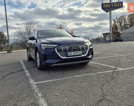 Синій Ауді E-Tron, об'ємом двигуна 0 л та пробігом 47 тис. км за 36000 $, фото 3 на Automoto.ua