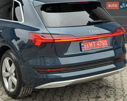 Синій Ауді E-Tron, об'ємом двигуна 0 л та пробігом 140 тис. км за 20900 $, фото 12 на Automoto.ua
