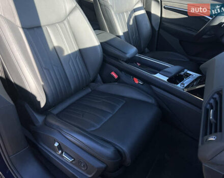 Синий Ауди E-Tron, объемом двигателя 0 л и пробегом 40 тыс. км за 36514 $, фото 54 на Automoto.ua