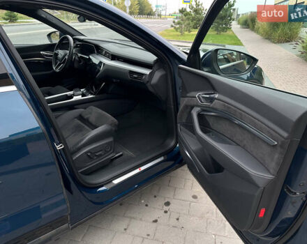 Синий Ауди E-Tron, объемом двигателя 0 л и пробегом 85 тыс. км за 38999 $, фото 21 на Automoto.ua