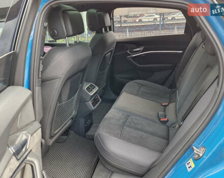 Синий Ауди E-Tron, объемом двигателя 0 л и пробегом 5 тыс. км за 58900 $, фото 12 на Automoto.ua