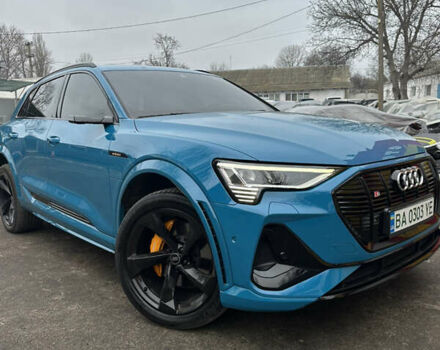 Синий Ауди E-Tron, объемом двигателя 0 л и пробегом 65 тыс. км за 38000 $, фото 5 на Automoto.ua