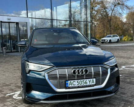 Ауді E-Tron 2020 у Володимир-Волинський на Automoto.ua Синій Ауді E-Tron, об'ємом двигуна 0 л та пробігом 220 тис. км за 25000 $, фото 10 на Automoto.ua