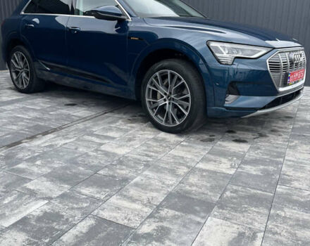 Синий Ауди E-Tron, объемом двигателя 0 л и пробегом 111 тыс. км за 26200 $, фото 14 на Automoto.ua