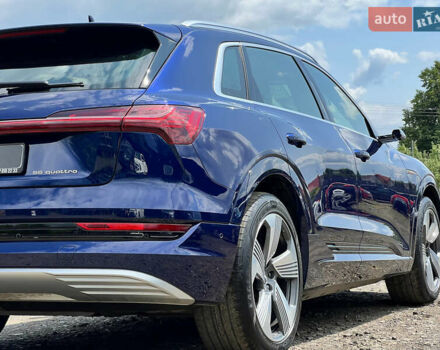 Синий Ауди E-Tron, объемом двигателя 0 л и пробегом 38 тыс. км за 39180 $, фото 12 на Automoto.ua