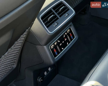 Синий Ауди E-Tron, объемом двигателя 0 л и пробегом 40 тыс. км за 36514 $, фото 42 на Automoto.ua