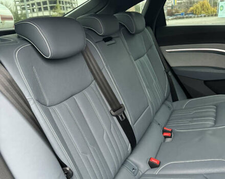 Синій Ауді E-Tron, об'ємом двигуна 0 л та пробігом 34 тис. км за 55000 $, фото 58 на Automoto.ua