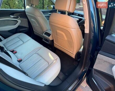 Синій Ауді E-Tron, об'ємом двигуна 0 л та пробігом 47 тис. км за 36500 $, фото 81 на Automoto.ua