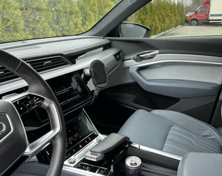 Синій Ауді E-Tron, об'ємом двигуна 0 л та пробігом 34 тис. км за 55000 $, фото 23 на Automoto.ua