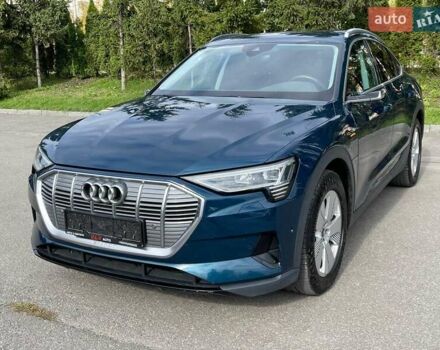 Синий Ауди E-Tron, объемом двигателя 0 л и пробегом 142 тыс. км за 26500 $, фото 18 на Automoto.ua