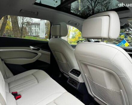 Синий Ауди E-Tron, объемом двигателя 0 л и пробегом 104 тыс. км за 33490 $, фото 38 на Automoto.ua