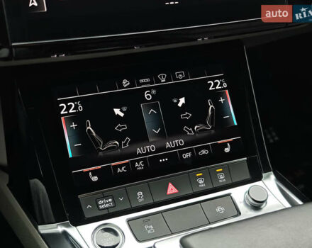 Синий Ауди E-Tron, объемом двигателя 0 л и пробегом 95 тыс. км за 34999 $, фото 61 на Automoto.ua