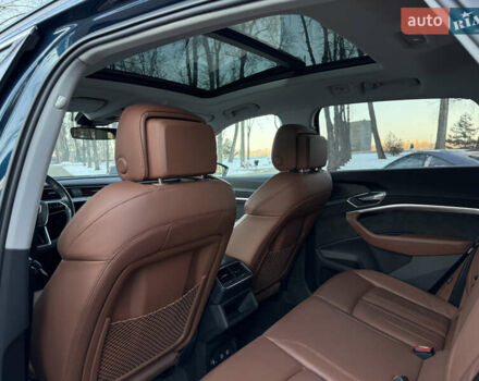 Синий Ауди E-Tron, объемом двигателя 0 л и пробегом 60 тыс. км за 34500 $, фото 26 на Automoto.ua