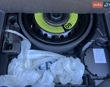 Синий Ауди E-Tron, объемом двигателя 0 л и пробегом 40 тыс. км за 36514 $, фото 46 на Automoto.ua